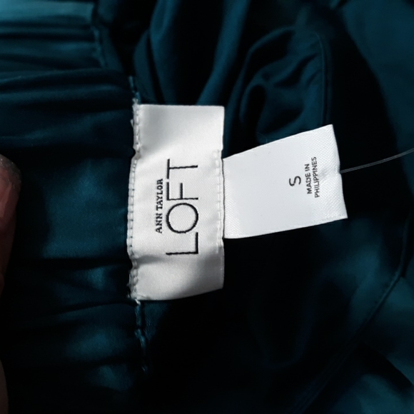 Ann Tayler Loft sleeveless blouse size S - Picture 5 of 7